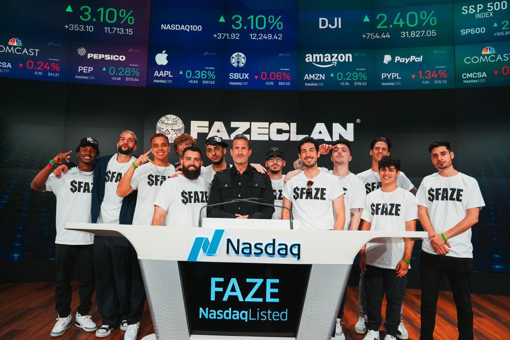 FaZe Holdings Inc: Hur en av de mest populära organisationerna misslyckades på aktiemarknaden och varför den riskerar att gå i konkurs